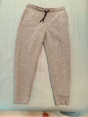 Gray Heavy Fleece-lined Jogger Sweatpants with Drawstring Waist and Pockets